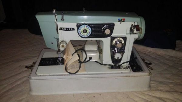 Belvedere Adler Vintage 950 B sewing machine. for Sale in Fort Worth ...