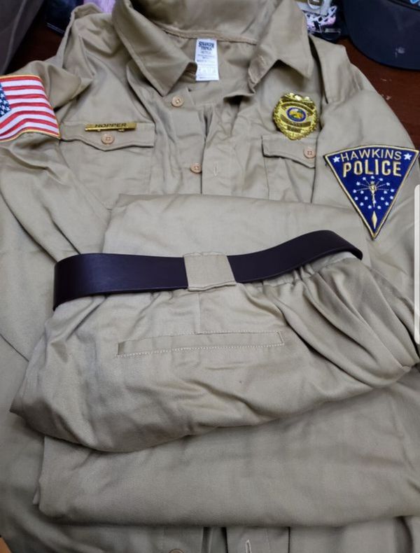 STRANGER THINGS HALLOWEEN COSTUME HOPPER POLICE COSTUME WITH HAT & NAME BADGE MENS XLARGE