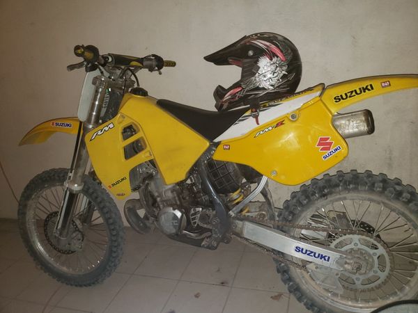 1998 suzuki 250 dirt bike