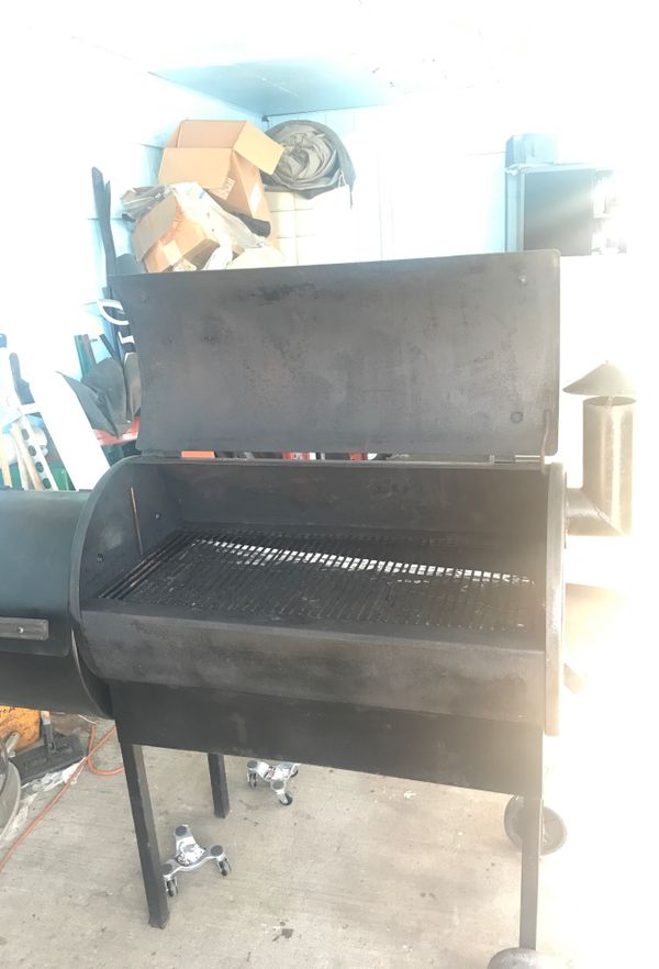 Traeger Big Tex Pellet Grill Smoker for Sale in Albany, OR - OfferUp