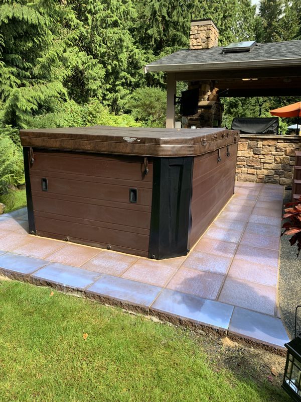 Concrete hot tub bases for sale by square feet 5” deep for Sale in