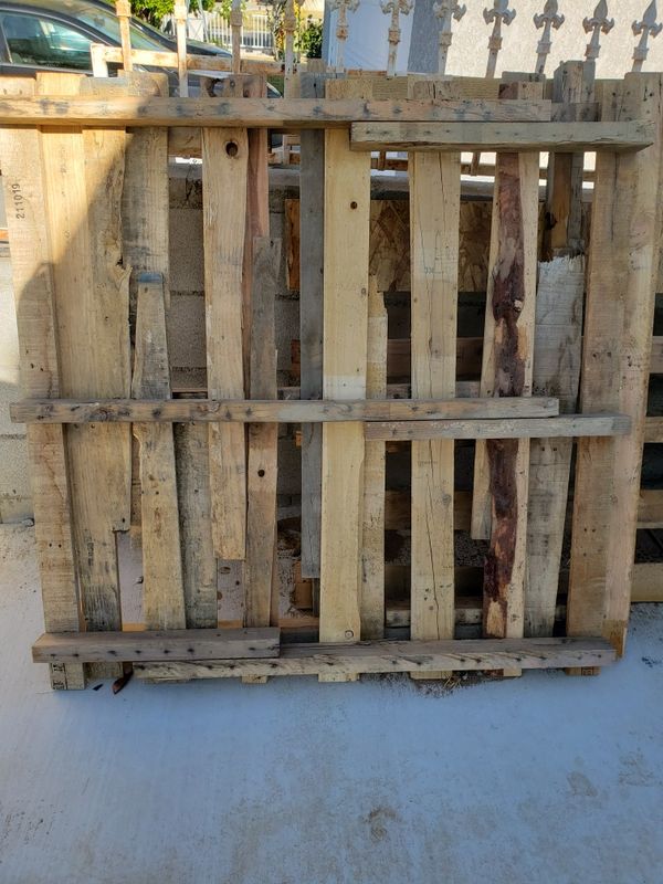 FREE to pick up pallet wood for Sale in Moreno Valley, CA ...