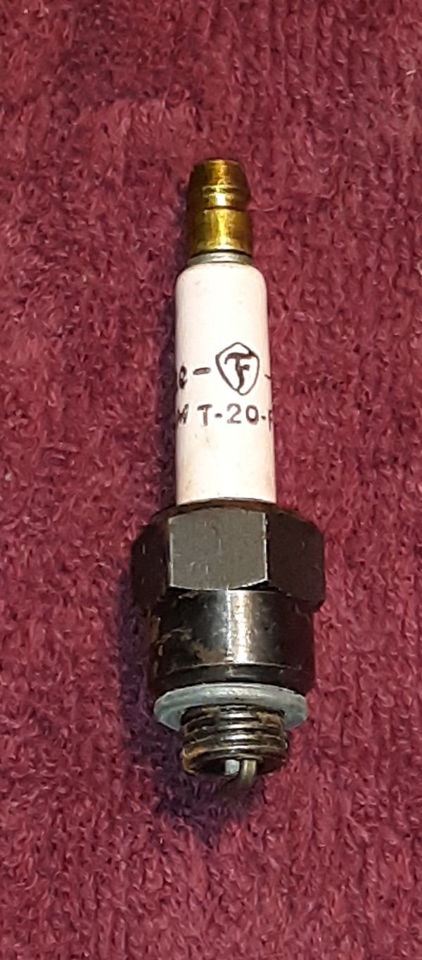 Vintage Firestone Polonium Spark Plug for Sale in Mapleton, OR - OfferUp