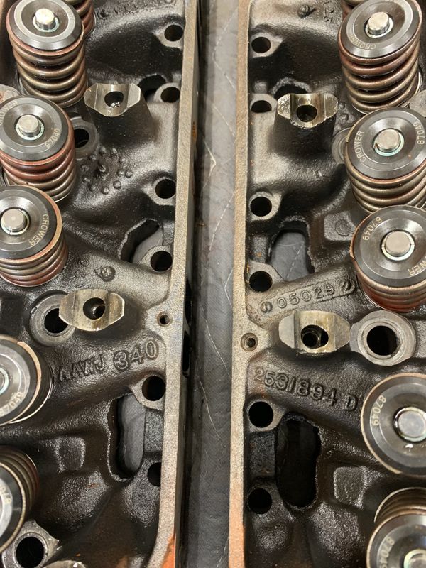 SB Mopar 340 x heads for Sale in Snohomish, WA OfferUp