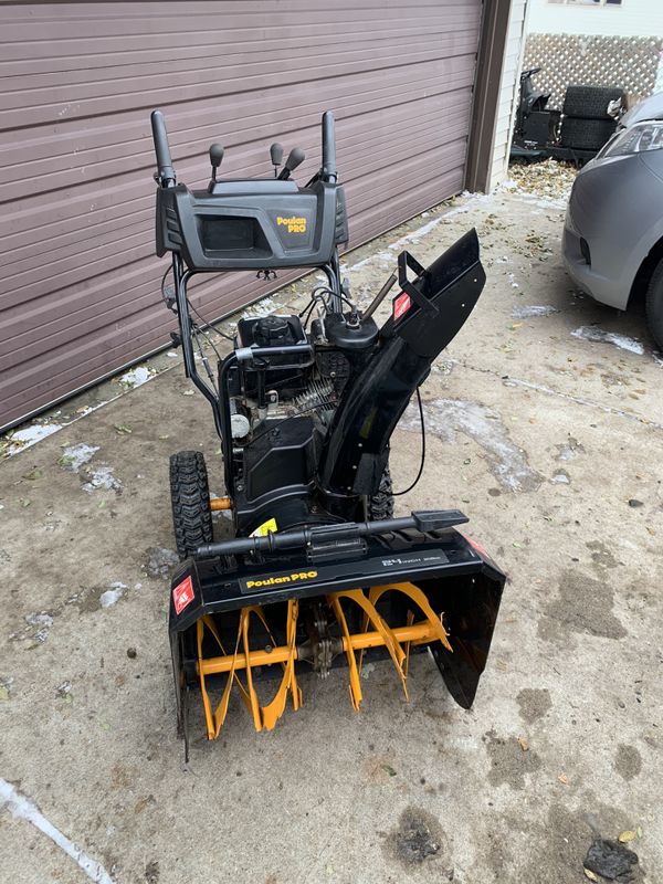 Poulan Pro 24” Snow Blower With Electric Start Run Good For Sale In