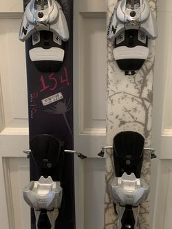 salomon scarlet skis