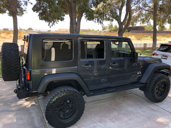 Jeep Wrangler 2008 stick shift 3.5 lift 35 tires 18500 for Sale in Las ...