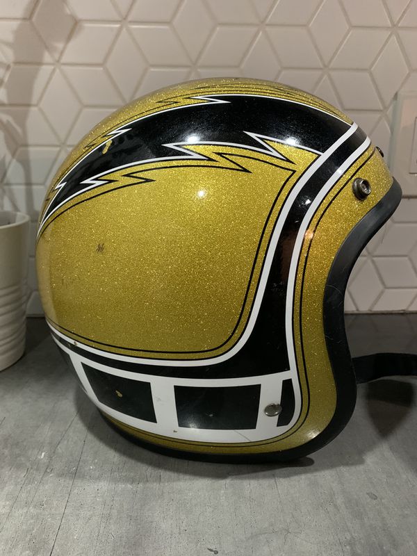 Bell Custom 500 3/4 Gold Sparkle Motorcycle Helmet for Sale in Portland, OR - OfferUp