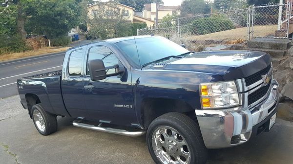 Chevrolet 2009 duramax SERIOUS BUYER ONLY for Sale in Seattle, WA - OfferUp