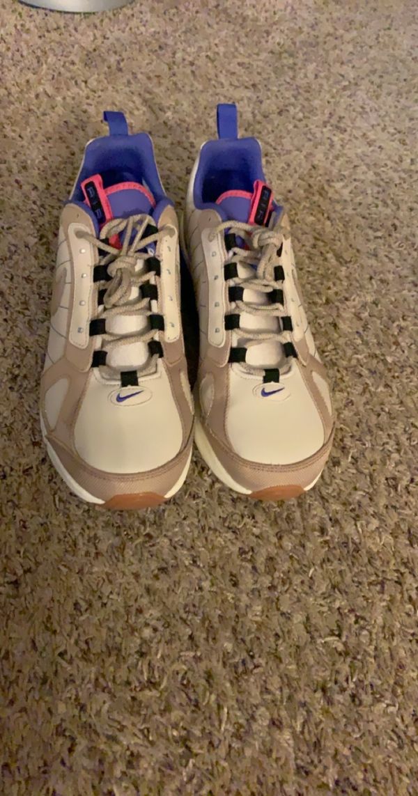 nike pembroke