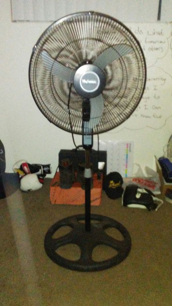 Holmes 18 Inch Remote Control Stand Fan for Sale in Phoenix, AZ OfferUp