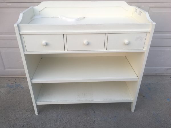 Pottery barn ultimate changing table for Sale in Sacramento, CA - OfferUp