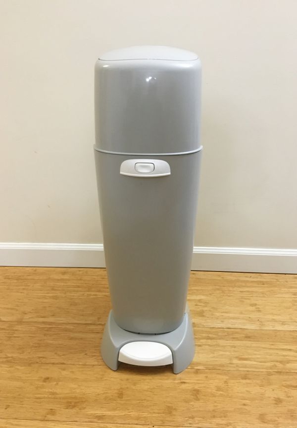 Playtex Diaper Genie Complete grey color for Sale in Redmond, WA