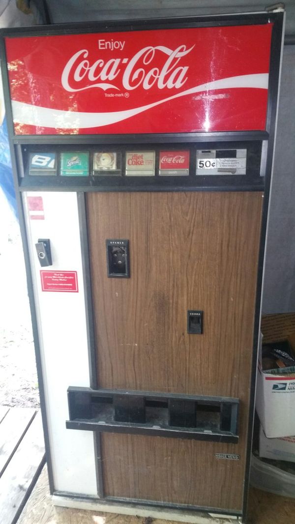 Choice vend coca cola / coke vending machine for Sale in Wendell, NC