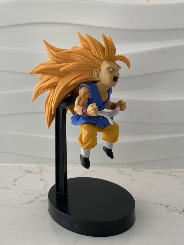 ssj3 statue