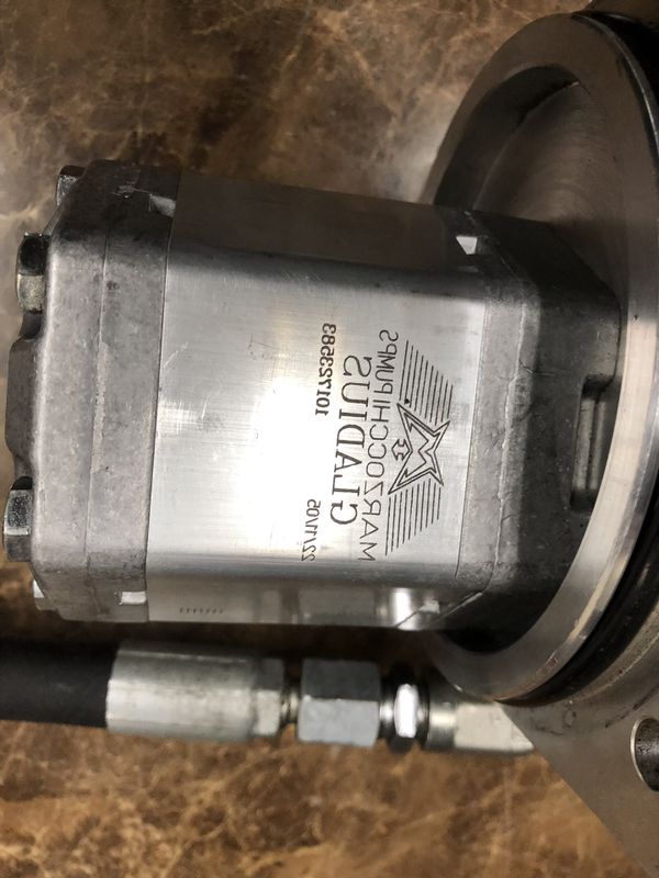 Lowrider hydraulic piston pump one way hydraulics for Sale in Los