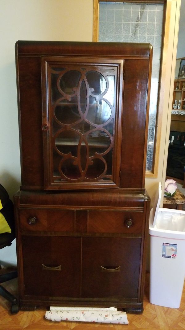 Antique china Cabinet for Sale in Tifton, GA - OfferUp