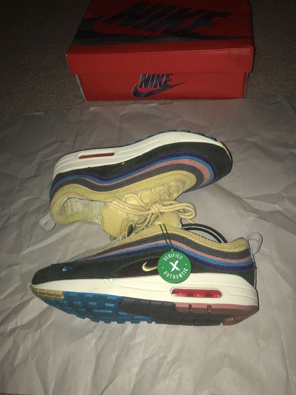 air max 97 reese witherspoon