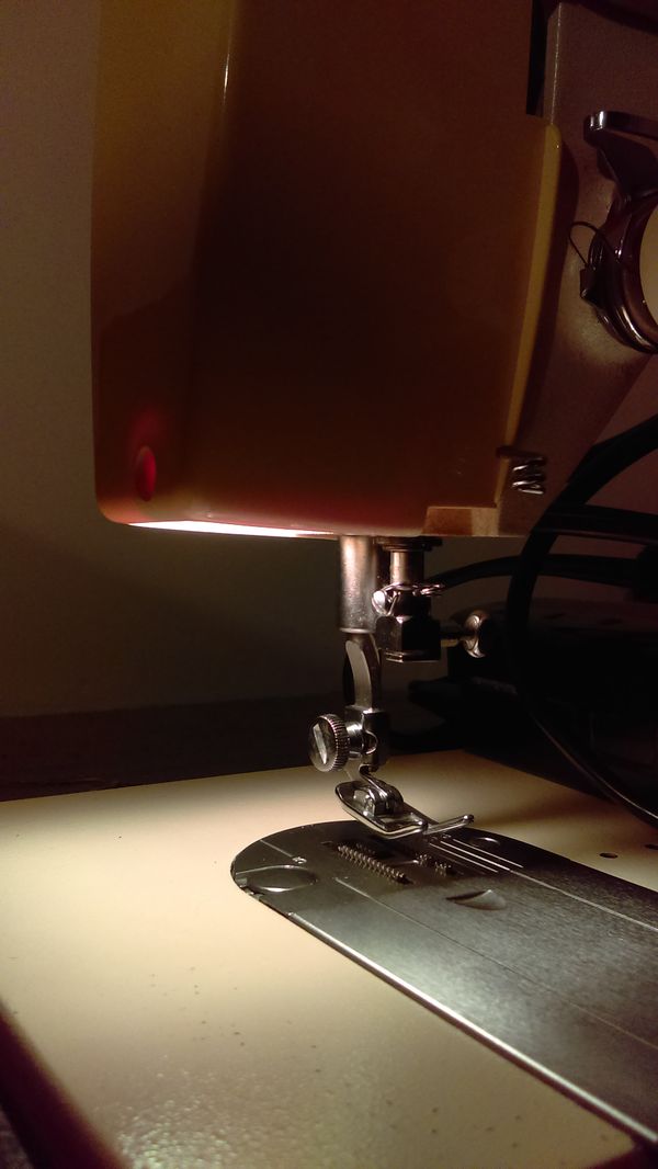 Sewing machine singer 288 for Sale in Bakersfield, CA OfferUp