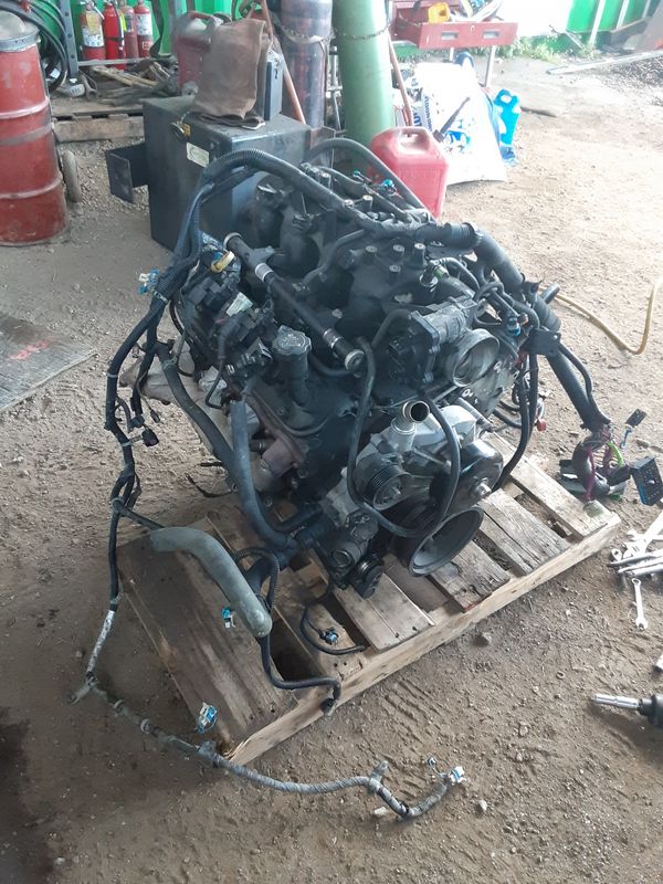5.3 vortec complete engine wiring harness for Sale in Alameda, CA - OfferUp