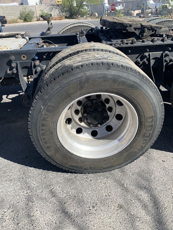 8 aluminum rims with used tire 22.5 semi truck for Sale in Las Vegas