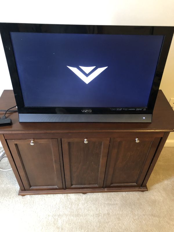 Vizio Flat screen TV (23 in tv) for Sale in Lynchburg, VA OfferUp