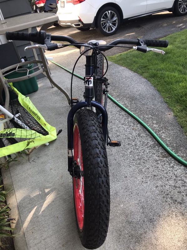 mongoose dolomite 26 fat tire mountain bike