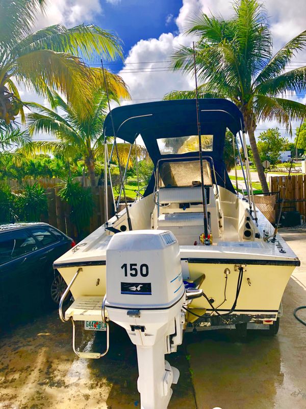 Boat Proline 20 Ft Center Console for Sale in Riviera Beach, FL - OfferUp