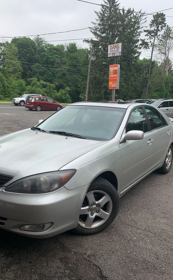 2004 Toyota Camry SE V6 for Sale in Southington, CT OfferUp