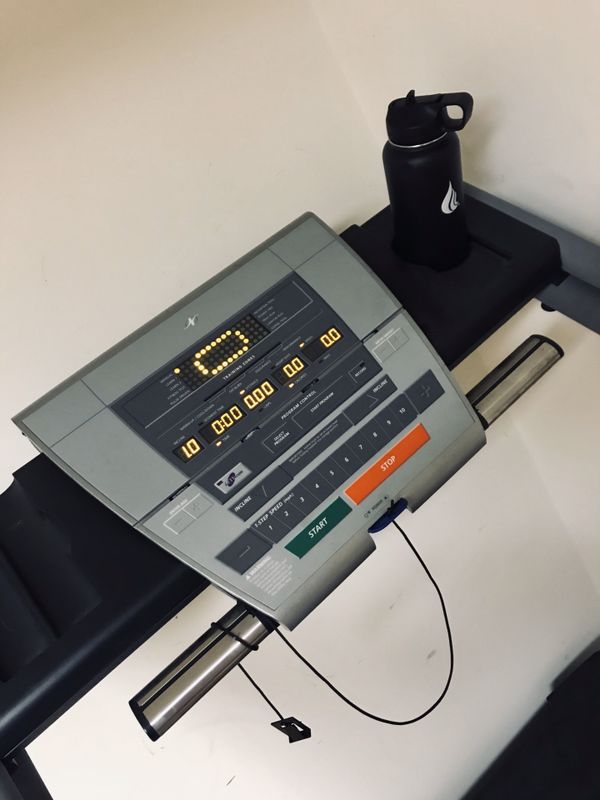 NordicTrack EXP 2000i Treadmill for Sale in Aurora, IL OfferUp
