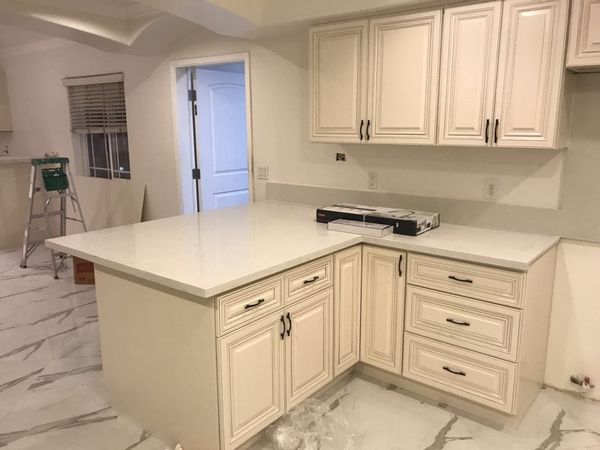 countertops for antique white cabinets