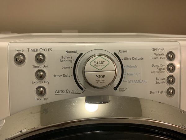 Kenmore Elite Dryer with SteamCare for Sale in Renton, WA