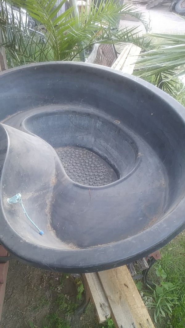 fish pond with waterfall extra for Sale in Glendale, AZ - OfferUp