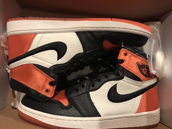 shattered backboard 1s size 5.5