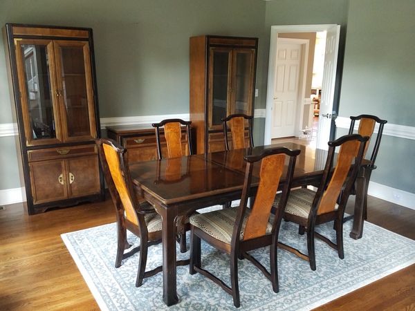 Broyhill Ming Dynasty Dining Room Set