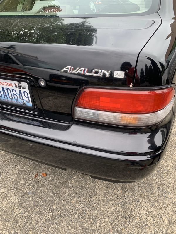 97 toyota Avalon XL for sale 800 obo for Sale in Federal Way, WA OfferUp