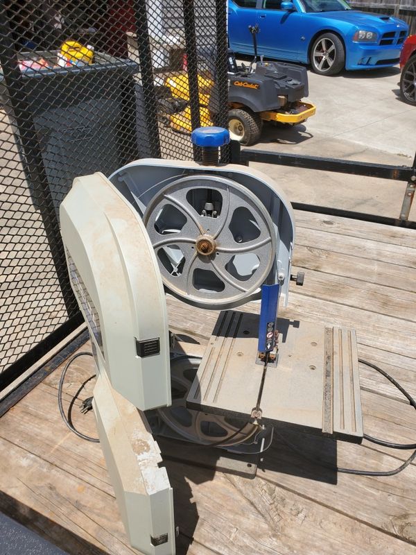Delta table top band saw for Sale in Kings Mountain, NC - OfferUp
