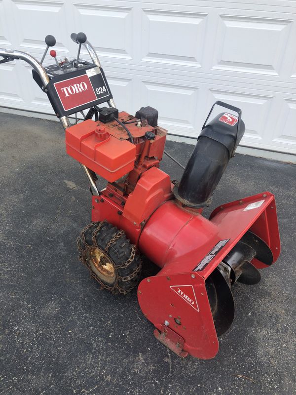 TORO 824 snow blower 8hp 24” for Sale in Buffalo Grove, IL OfferUp
