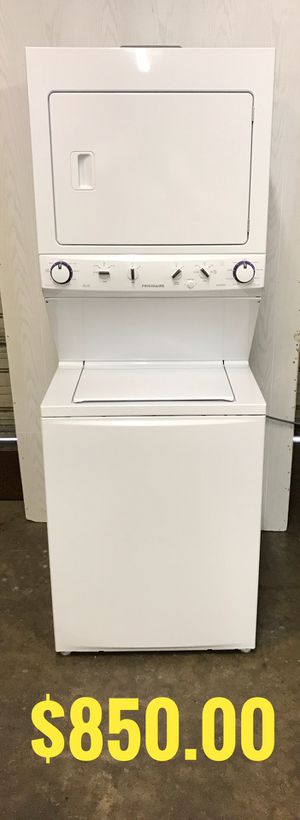 Frigidaire White Gas Washer Dryer Laundry Center 3 9 Cu Ft Washer And 5 6 Cu Ft Dryer Flcg7522aw The Home Depot