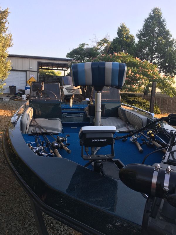 1988 champion bass boat 175 Mariners new hydraulic steering new ...