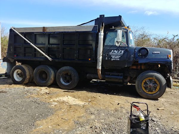 Tri Axle Dump Truck1995 Ford L9000 For Sale In Philadelphia Pa Offerup