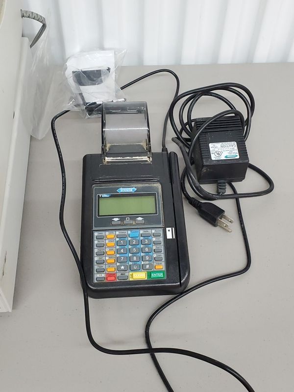 Sharp cash register XEA201 FULLY FUNCTIONAL with credit card reader