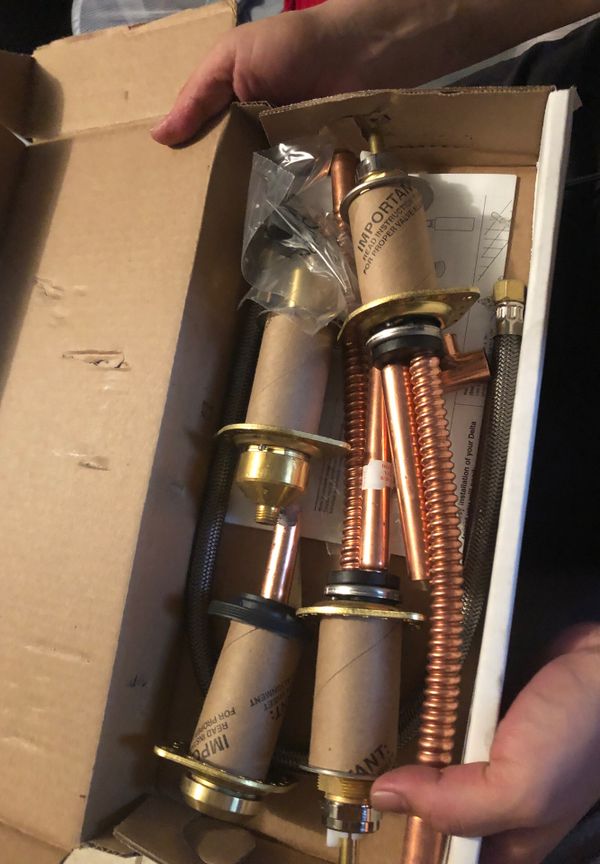 Delta deck mount R4707 for Sale in San Bernardino, CA - OfferUp