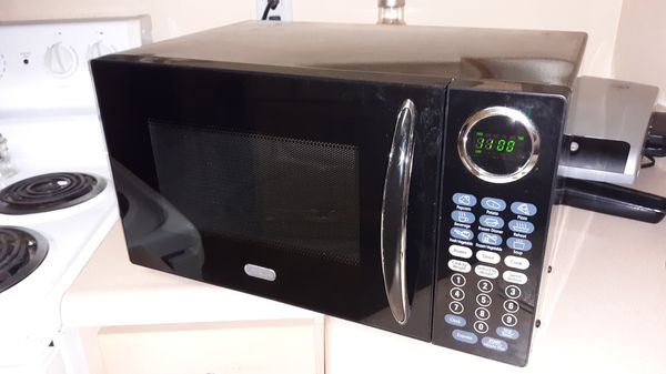 Sunbeam microwave black for Sale in Tacoma, WA - OfferUp