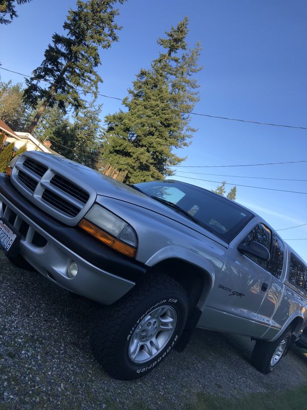 4x4 Dodge Dakota 2001 V8, 5-Speed for Sale in Seattle, WA - OfferUp