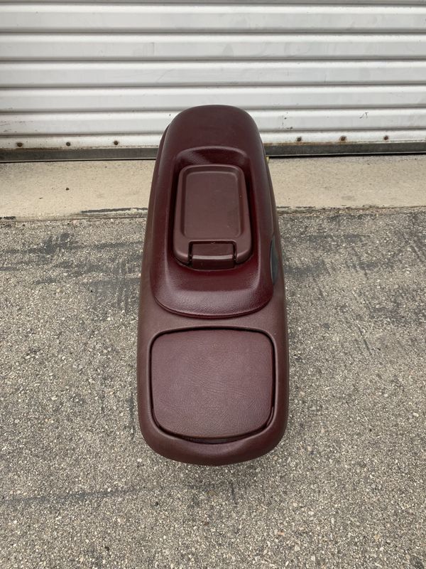 Chevy GMC center console 19951999 obs for Sale in Los Angeles, CA