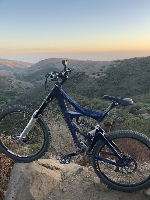 Giant Full Suspension Mountain Bike for Sale in Tustin, CA - OfferUp