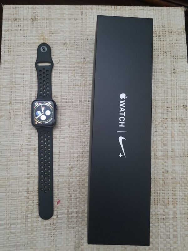 iwatch nike series