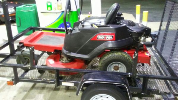 Zero turn mower 2013 snapper 200z for Sale in Hampton, VA - OfferUp