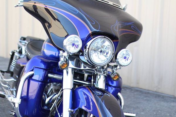 Harley Davidson 2004 FLHTCSE CVO Screamin Eagle 103 Electra Glide ...